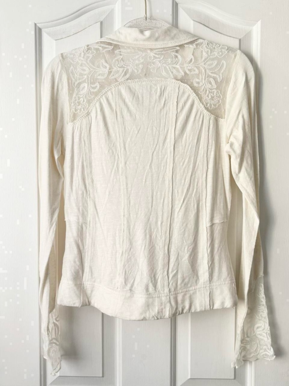Free People Rosebud Cuff - Picture 6 of 7